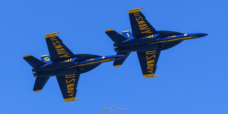 BLUE ANGELS 1 & 5
165664 / F/A-18E	
Blue Angels / NAS Pensacola, FL
9/4/25
Keywords: Military Aviation, KPSM, Pease, Portsmouth Air Show 2025, Blue Angels, F/A-18E