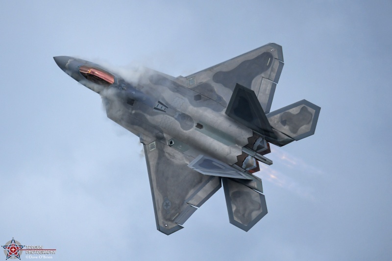 Raptor Demo
02-4034 / F-22A	
1st FW / JB Langley–Eustis, VA
7/23/24
Keywords: Military Aviation, KOSH, Oshkosh, Wittman Regional Airport, F-22 Demo, EEA Airventure