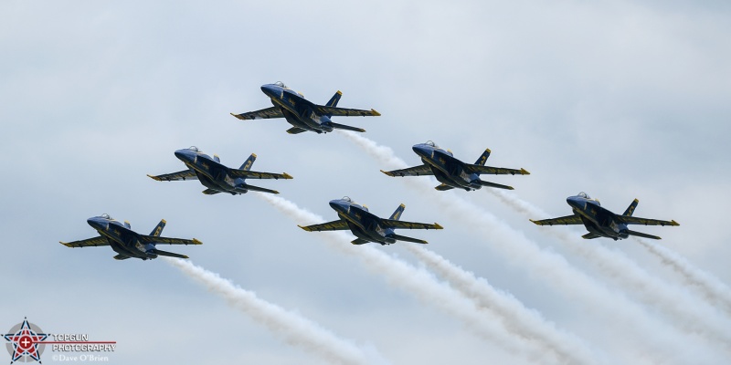 Blues Flyby 
Blue Angels / NAS Pensacola, FL
7/23/24
Keywords: Military Aviation, KOSH, Oshkosh, Wittman Regional Airport, F/A-18E Super Hornet, USN Blue Angels, EEA Airventure