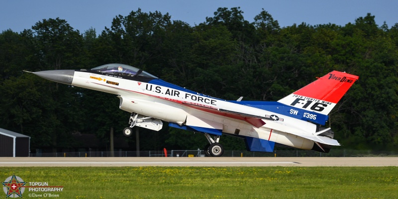 Viper Demo in 50th Anniversary Paint scheme 
91-0395 / F-16C	
55th FS / Shaw AFB, SC
7/24/24
Keywords: Military Aviation, KOSH, Oshkosh, Wittman Regional Airport, F-16 Demo, General Aviation, EEA Airventure