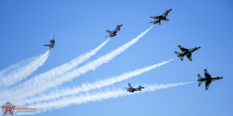 Thunderbirds Break
USAF Thunderbirds / Nellis AFB
7/24/24
Keywords: Military Aviation, KOSH, Oshkosh, Wittman Regional Airport, F-16 Viper, USAF Thunderbirds, EEA Airventure