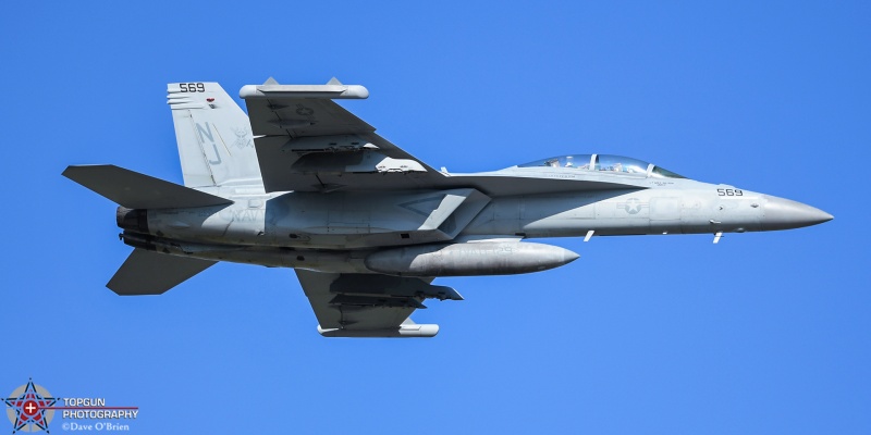 Grizzly11 EA-18G Growler Demo
168387 / EA-18G 
VAQ-129 / NAS Whidbey Island, WA
7/24/24
Keywords: Military Aviation, KOSH, Oshkosh, Wittman Regional Airport, EA-18G Growler, VAQ-129, EEA airventure