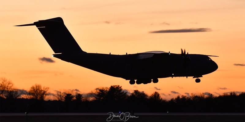 ASCOT4201
ZM416 / A400M	
24/30/70sq / RAF Brize Norton, UK
12/21/24
Keywords: Military Aviation, KPSM, Pease, Portsmouth Airport, RAF, A400, 70sq