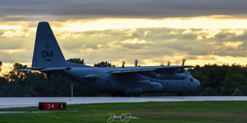 AXIS41	
73-1586 / EC-130H	
55th ECG / Davis-Monthan, AZ
8/20/24
Keywords: Military Aviation, KPSM, Pease, Portsmouth Airport, EC-130H, 55th ECG