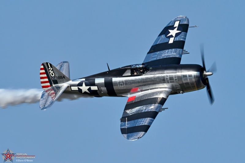 Bonnie flown by Bernie Vasquez
N4747D / P-47D
7/23/26

Keywords: KOSH, Oshkosh, EAA Air Adventure, Air Show, P-47D Bonnie