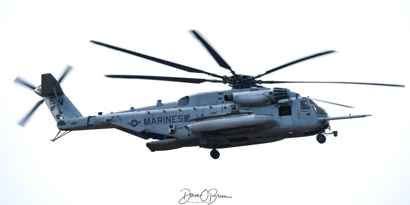 CONDOR41
162517 / CH-53E	
HMH-464 Condors / MCAS New River, NC
2/24/24
Keywords: Military Aviation, KNTU, NAS Oceana, US Marines, HMH-464, CH-53E