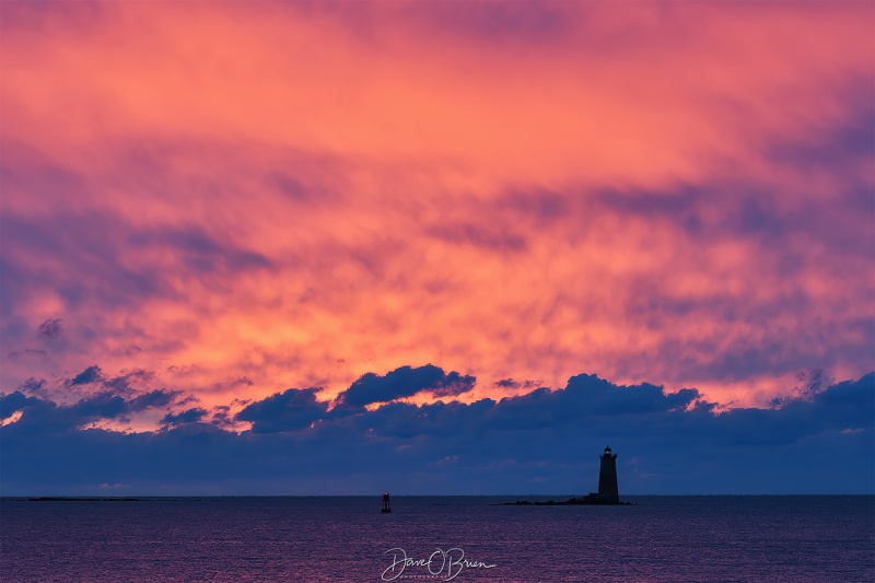 New Castle Commons Sunrise
11/12/25
Keywords: Whaleback Lighthouse, New England Coast, Sunrise, Lighthouse