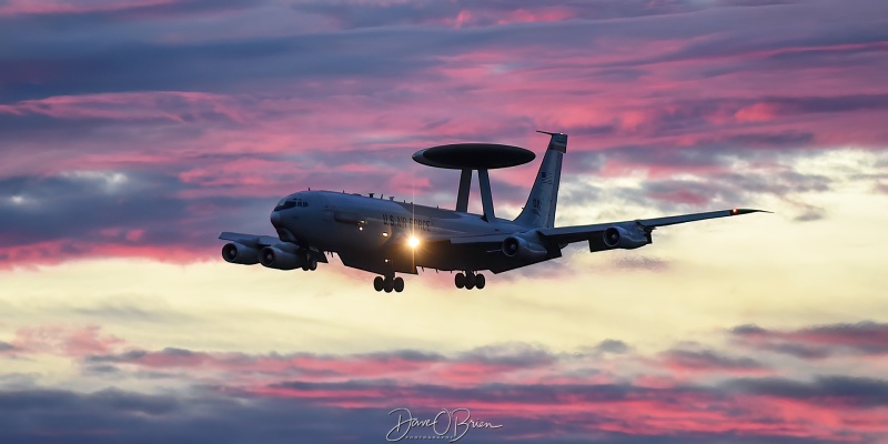 EMBER40 works the pattern at sunset
81-0005 / E-3G	
963rd AACS / Tinker AFB, OK
9/17/25
Keywords: Military Aviation, KPSM, Pease, Portsmouth Airport, E-3G Sentry, 963rd AACS