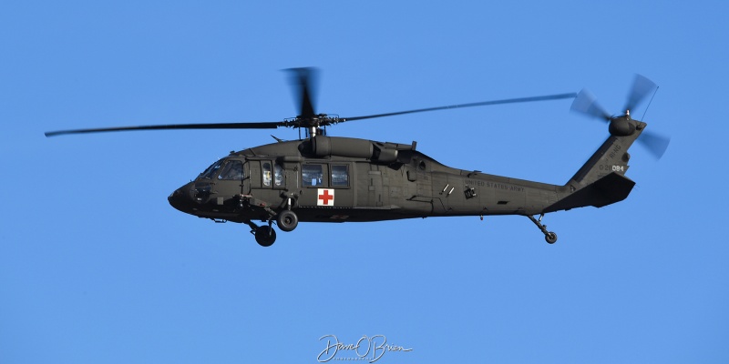 GUARD084
88-26084 / UH-60L	
1-126th Aviation / Quonset ARNGB, RI
12/19/24
Keywords: Military Aviation, KPSM, Pease, Portsmouth Airport, Blackhawk, UH-60L, 1-126th Aviation