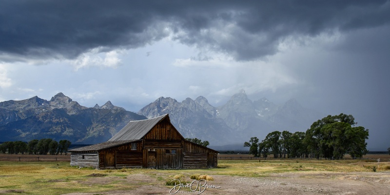 Mormon Row Barn
A strong thunderstorm moved over the Tetons moving away from our location
9/3/24
Keywords: Grand Tetons National Park, Morman Row, Moose WY,