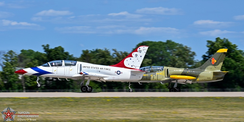 L-39 Albatross
L-39 / N178CW
L-39 / N187D
7/23/26
Keywords: KOSH, Oshkosh, EAA Air Adventure, Air Show, L-39