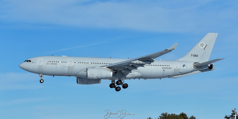 MULTI35
T-054 / A330-243MRTT	
MMU	/ Eindhoven, Netherlands
2/26/26
Keywords: Military Aviation, KPSM, Pease, Portsmouth Airport, A330-243MRTT, MMU