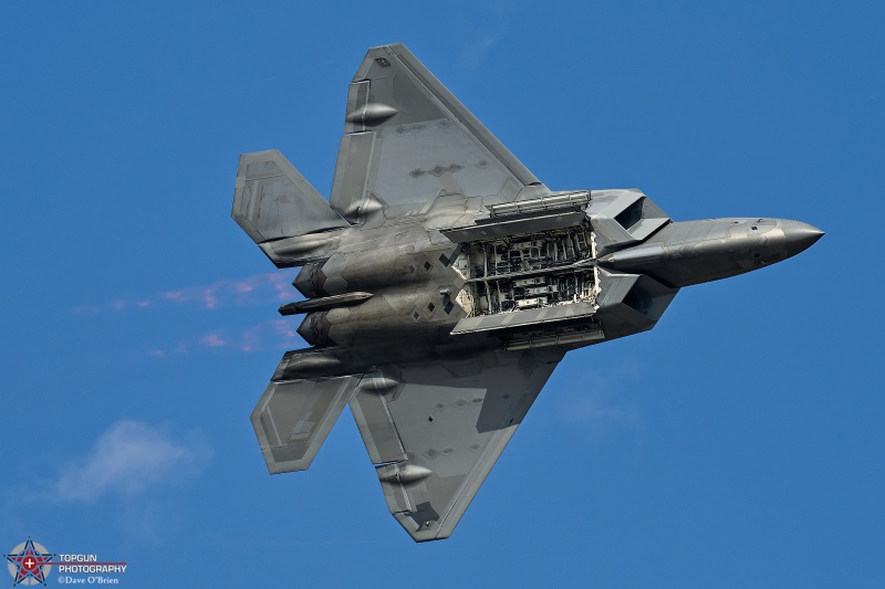 RAPTOR DEMO
06-4122 / F-22A	
525th FS / JB Elmendorf–Richardson, AK
7/20/26
Keywords: Military Aviation, KOSH, Oshkosh, EAA Air Adventure, Air Show, F-22 Demo