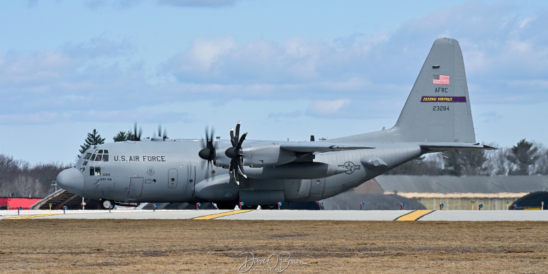 VIKING84 takes active with 3 engines running and fired up the 4th while taking off.
92-3284 / C-130H	
96th AS / Minneapolis–Saint Paul JARS, MN
3/27/26
Keywords: Military Aviation, KPSM, Pease, Portsmouth Airport, C-130H, 96th AS