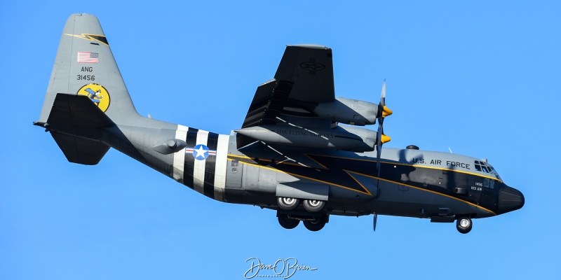 CT ANG's newly painted herc stops by Pease.
YANKEE32
93-1456 / C-130H	
118th AS / Bradley ANGB, CT
4/9/24
Keywords: Military Aviation, KPSM, Pease, Portsmouth Airport, C-130, 118th AS